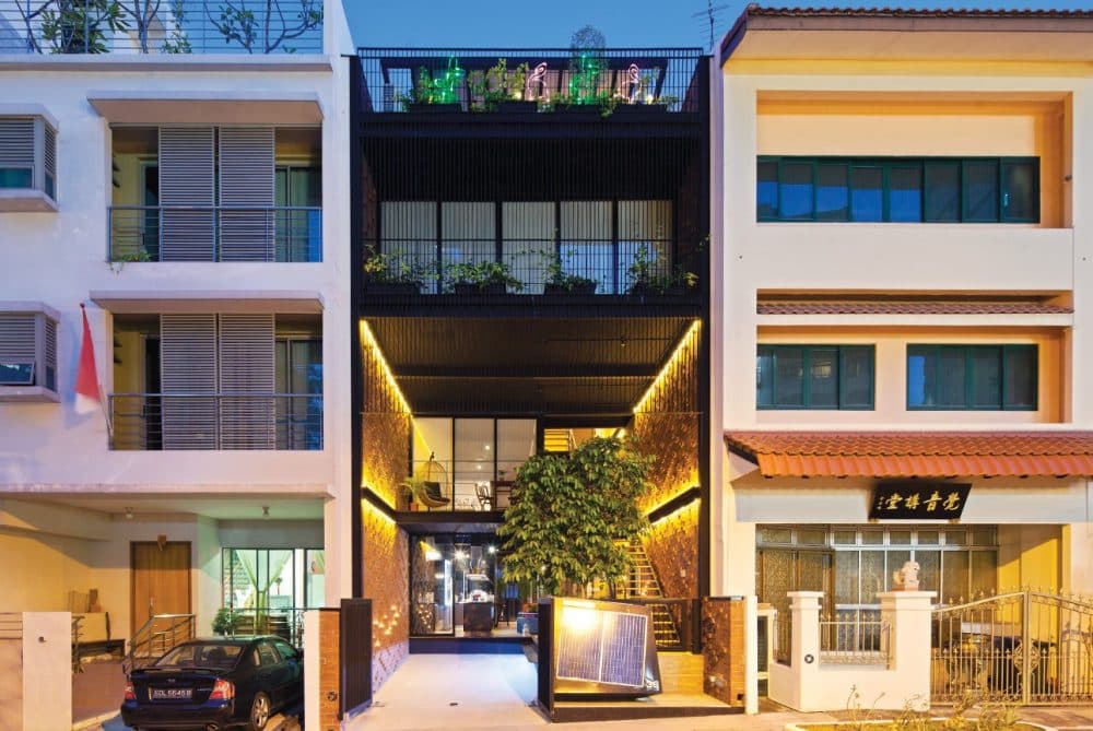 This house in Boon Teck Road, Singapore uses louvred walls with lots of greenery