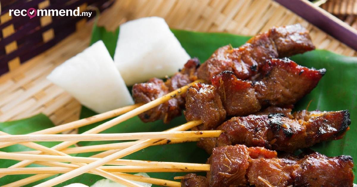 Water mouthing. Sate Tom ngon. Sate ilan laut. Mouth-watering.