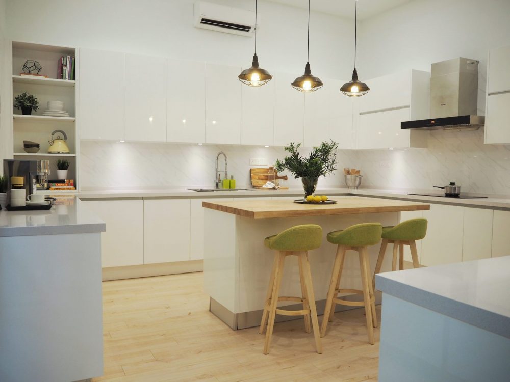 Scandinavian kitchen design by Meridian Inspiration