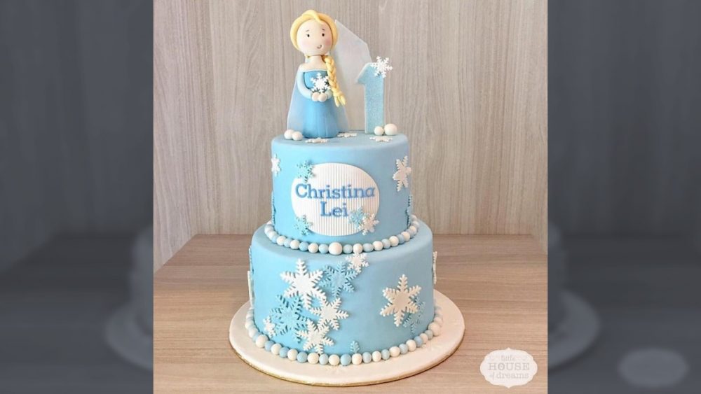 Frozen cake by Little House of Dreams. Get your made-to-order cakes in Singapore at Recommend.sg