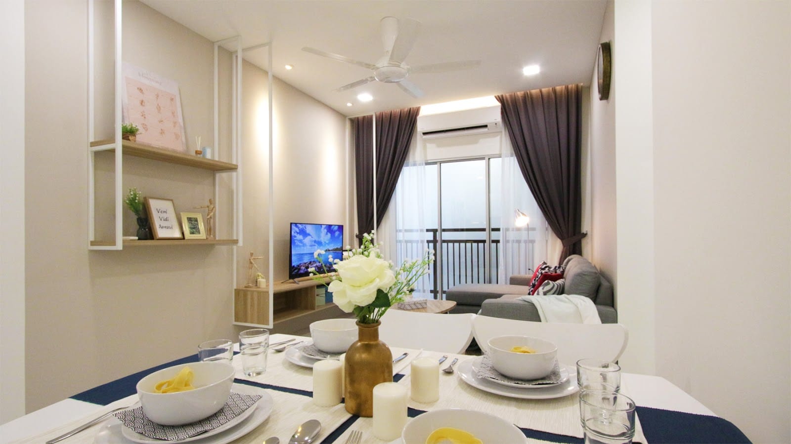 Built-in tv cabinet design for RUMAWIP show house in gombak