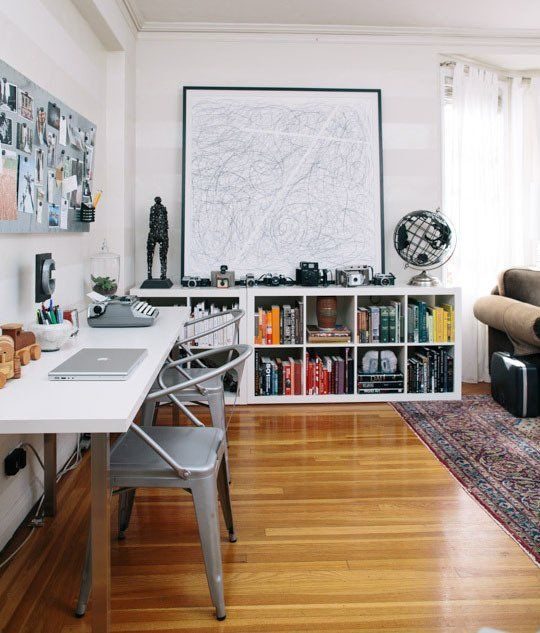 Low floor bookshelf deals