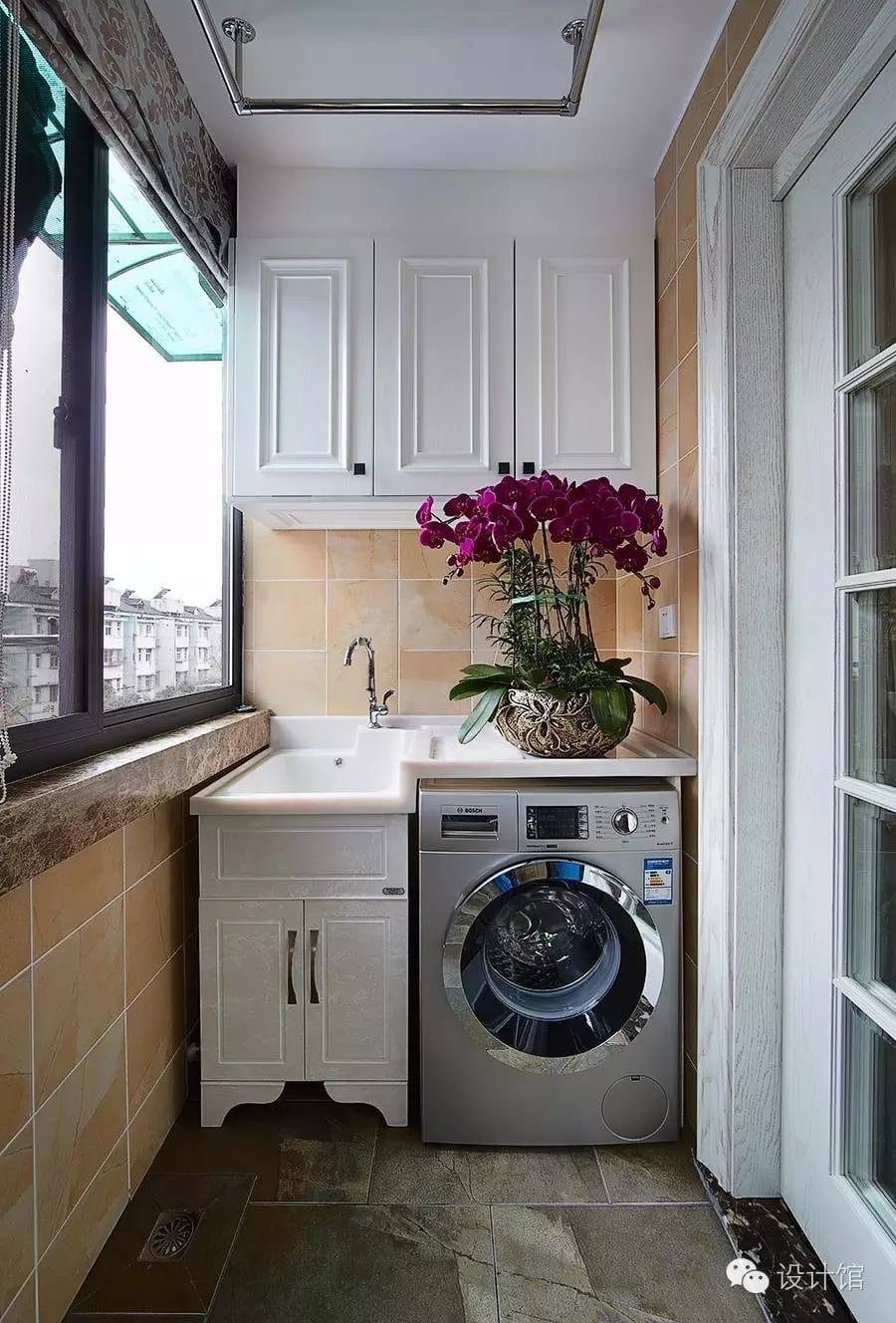 Small laundry yard 