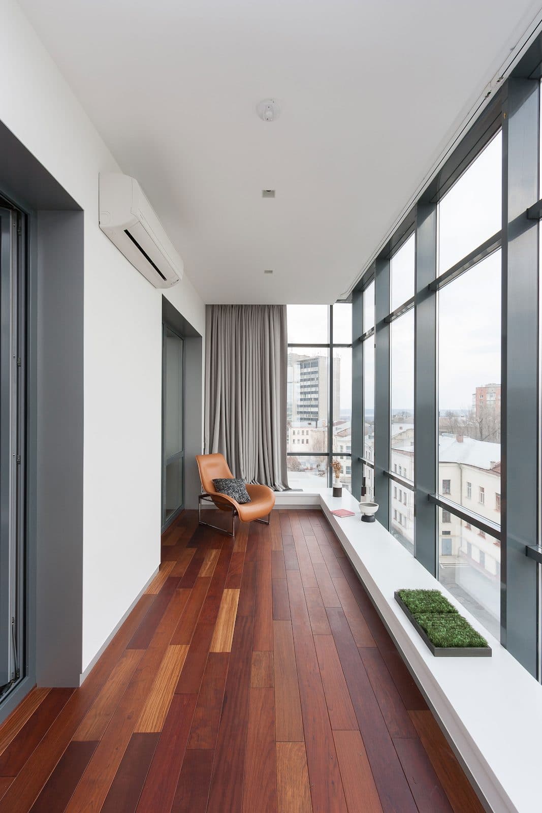 Glass balcony renovations
