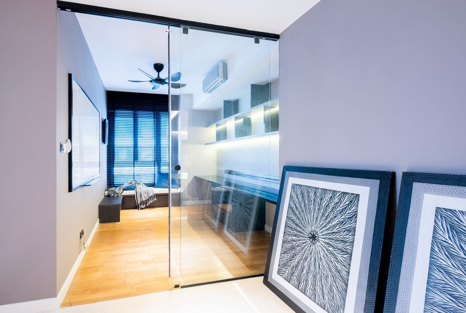 Above: study/working area with a sliding glass door for privacy when needed.