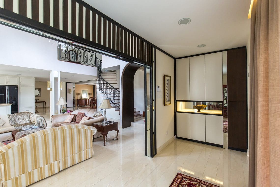 You can see two of the upper gables that were added but still fit the. .Interior Bungalow - 11 bungalows with beautiful interior design in Klang ...