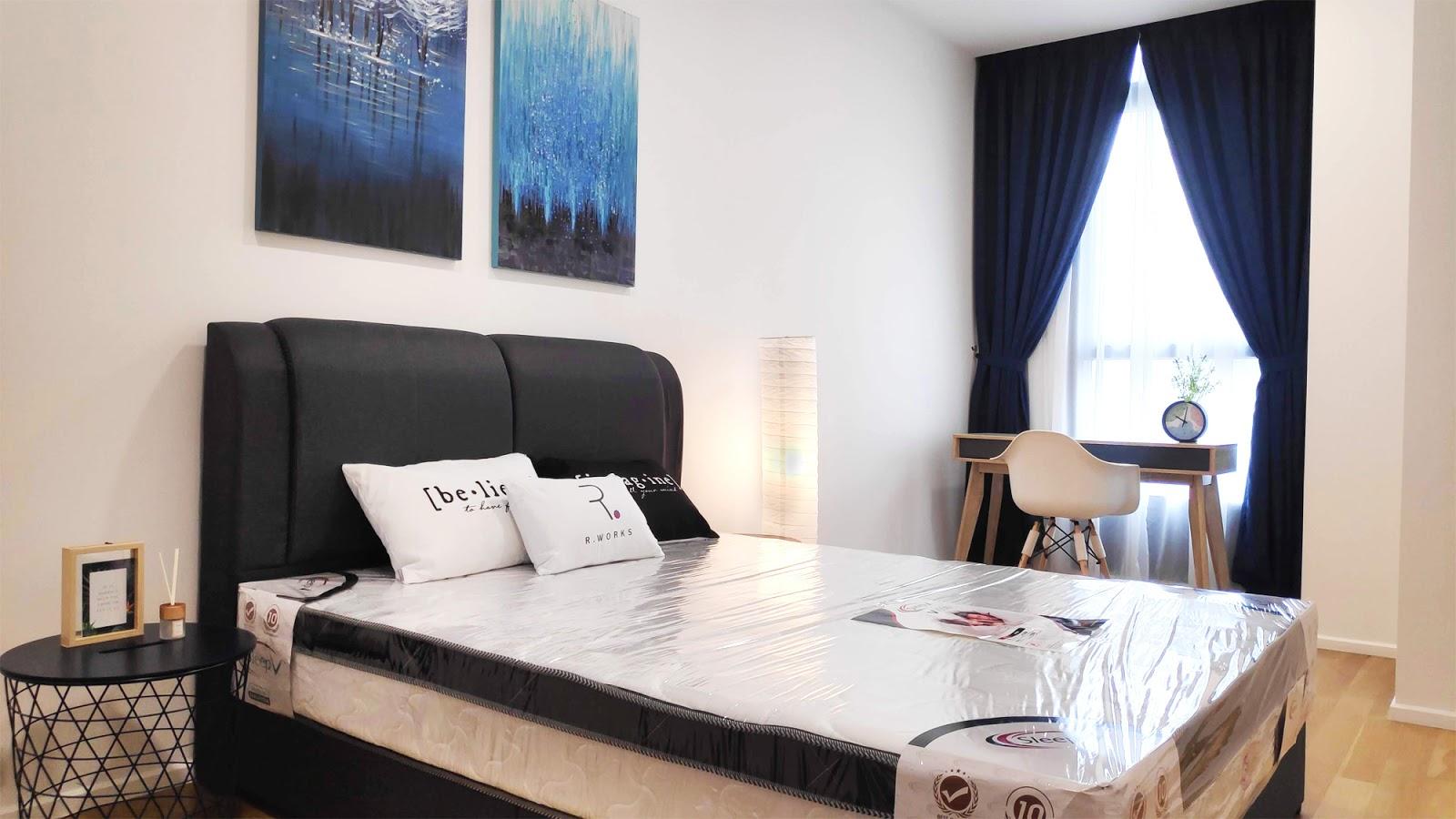 Bedroom layout in blue accents at the Arcoris unit, Mont Kiara