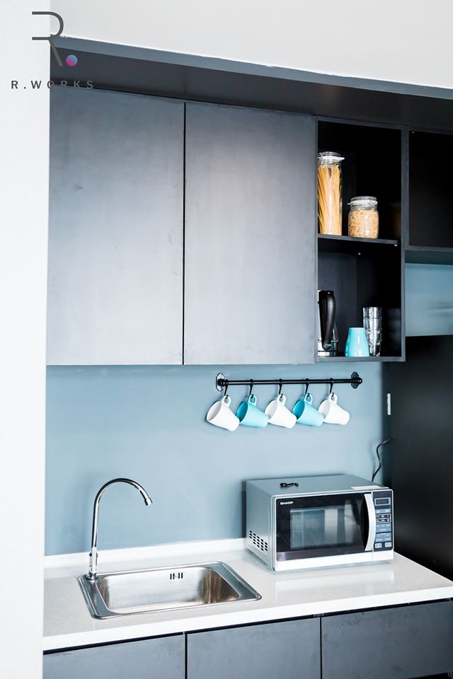 Built-in kitchenette in Empire City, Damansara 