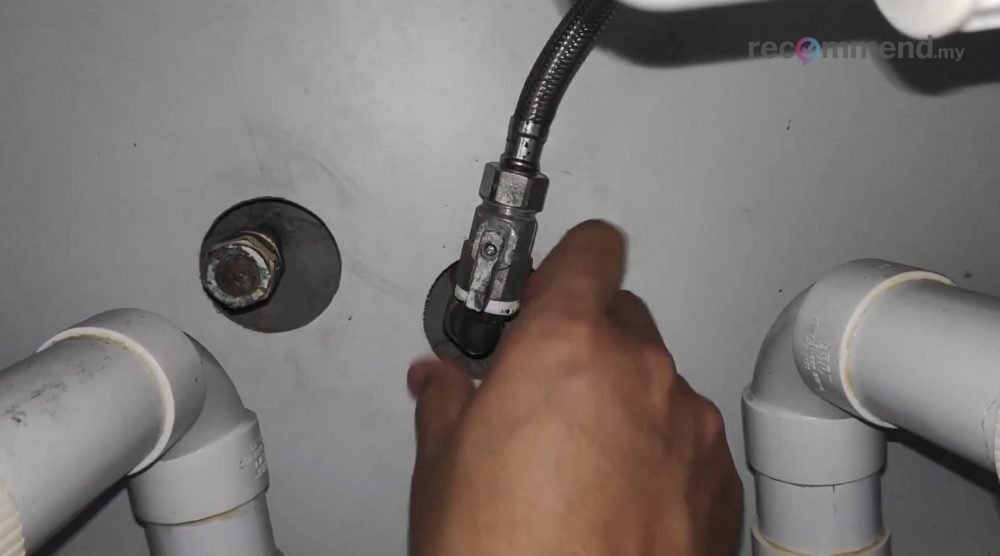 Turn off stopcock kitchen sink
