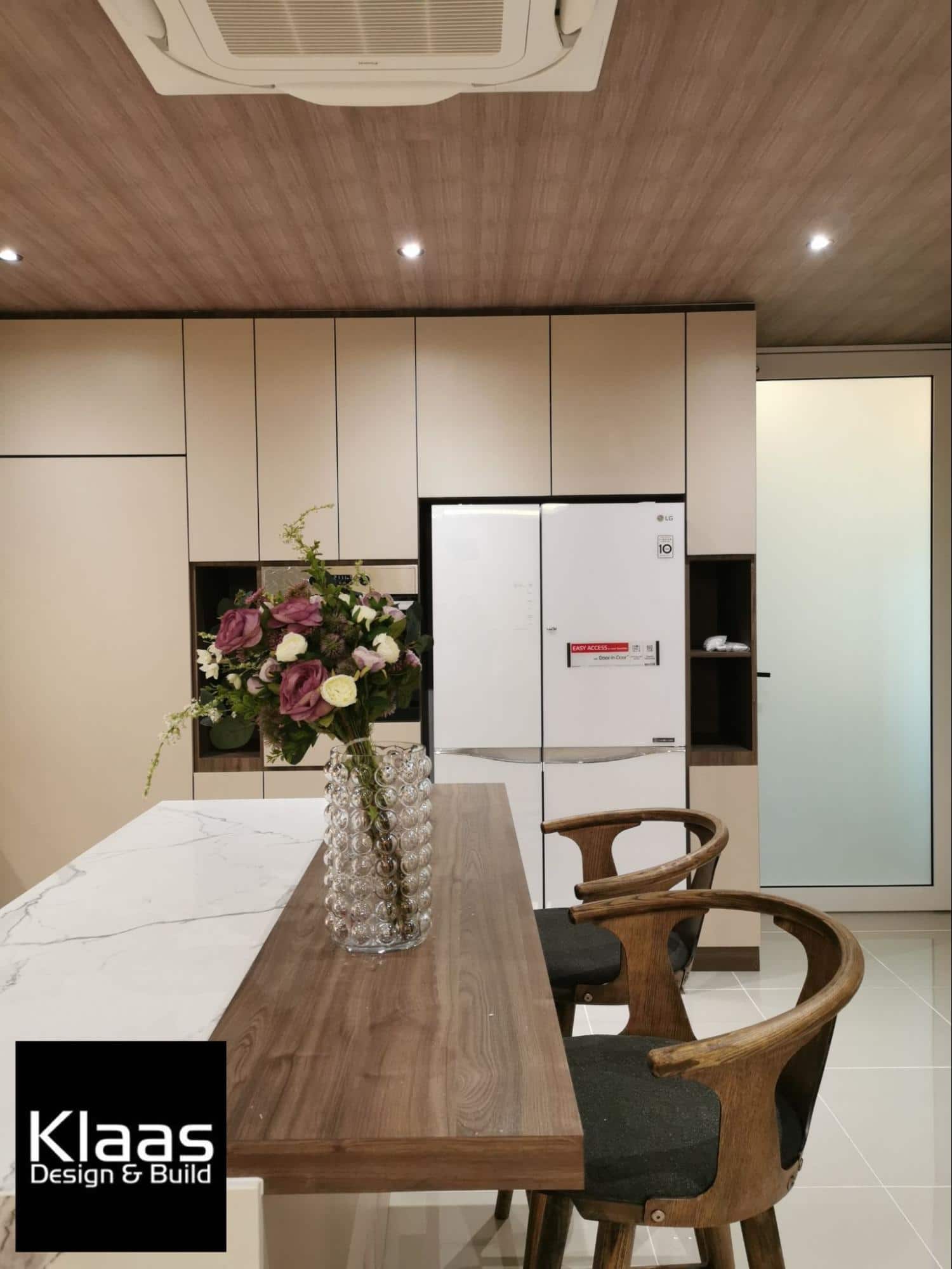 Close-up of dry kitchen and marble kitchen island