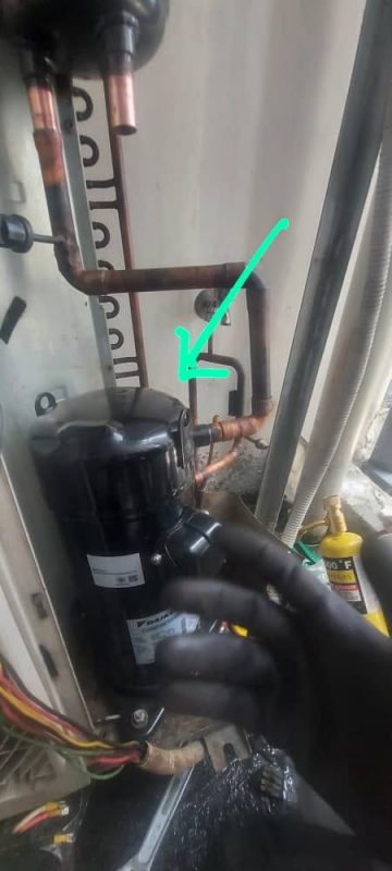 Compressor component in aircon unit