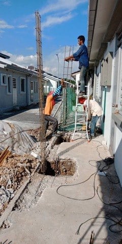 Preparing concrete columns for the extension