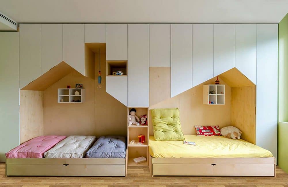 So much storage below and above the beds